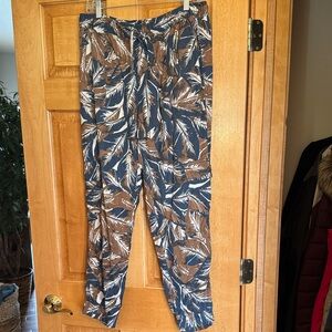 New Nicole Miller NY Leaf Print Pants